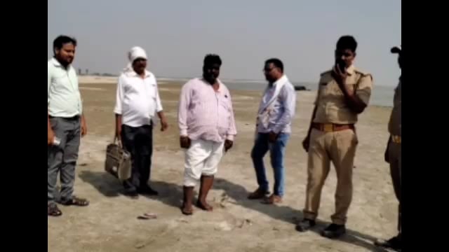 ड्रेजिंग कार्य के दौरान दो युवक सरयू नदी में डूबे एक लापता तीन घंटे तक सीमा विवाद में उलझी रही पुलिस। #ramnagar 