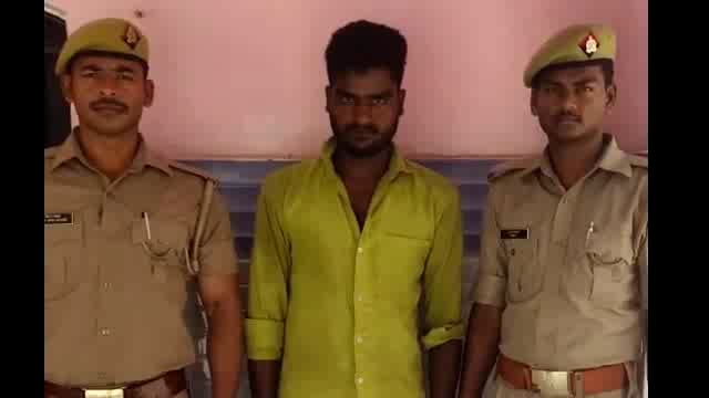 पुलिस ने एक अभियुक्त को भेजा जेल कब्जे से एक पिकअप चार पशु बरामद