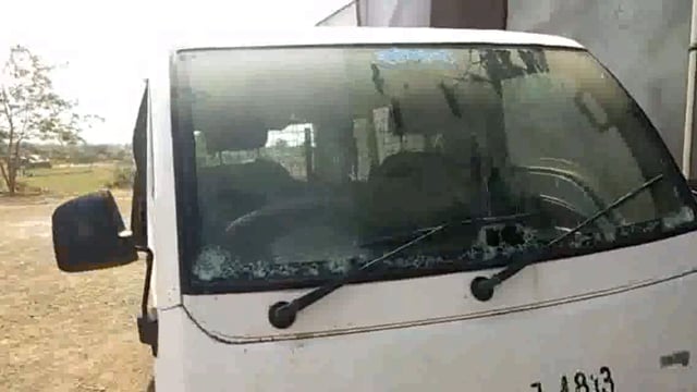 कोणत्या शाळेत झाली  इतकी भयंकर तोडफोड?