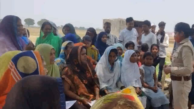 सिद्धार्थनगर पथरा बाजार थाना में महिला सशक्तिकरण व साइबर हेल्पलाइन के क्रम में चलाया गया जागरुकता अभियान।