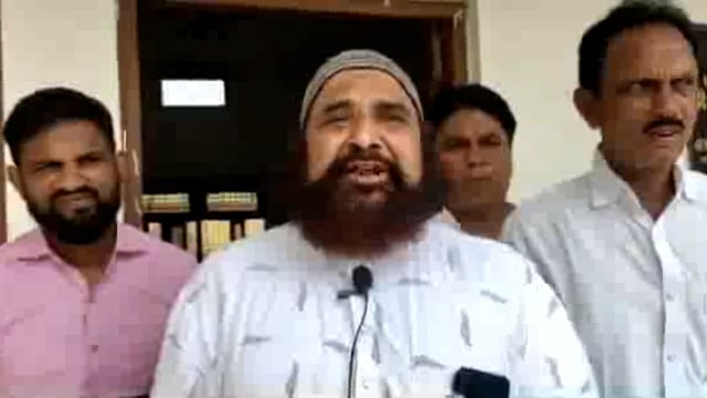 गोंडा न्यूज़ शांति व्यवस्था बनाए रखने के लिए पीस कमेटी की बैठक हुई संपन्न