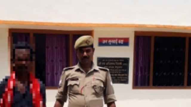 थाना खेसरहा पुलिस ने 1 नफर अभियुक्त को गिरफ्तार कर भेजा माननीय न्यायालय।