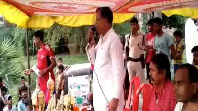 प्रखंड के दाहाविगहा खेल मैदान में आयोजित फुटबॉल टूर्नामेंट में हिलसा ने दाहाविगहा को 9-1 से किया पराजित