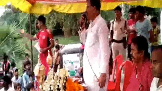 प्रखंड के दाहाविगहा खेल मैदान में आयोजित फुटबॉल टूर्नामेंट में हिलसा ने दाहाविगहा को 9-1 से किया पराजित