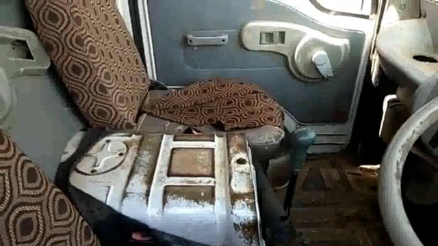 कोणत्या शाळेत झाली  इतकी भयंकर तोडफोड?