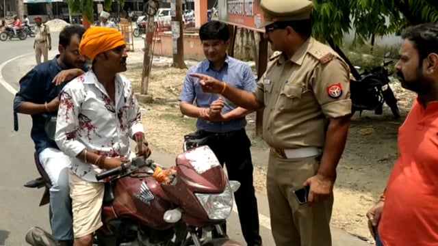 सिद्धार्थनगर जिले मे सड़क सुरक्षा को लेकर लोगों को किया गया जागरूक 