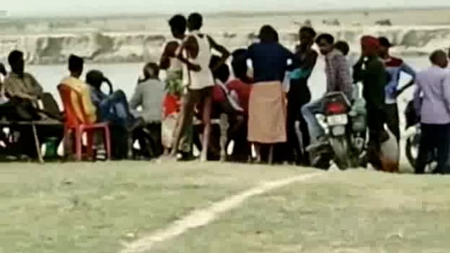 सरयू नदी किनारे शौच के लिए गए अधेड़ की डूबने से हुई दर्दनाक मौत परिजनों में मचा कोहराम घंटों मशक्कत के बाद शव हुआ बरामद