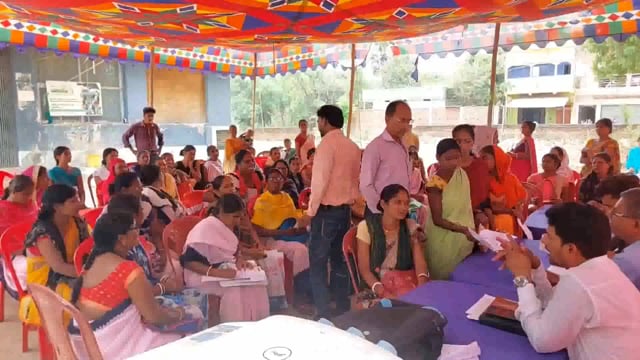 सिरदला में आशा कार्यकर्ताओं को फाइलेरिया उन्मूलन अभियान को लेकर दिया गया प्रशिक्षण