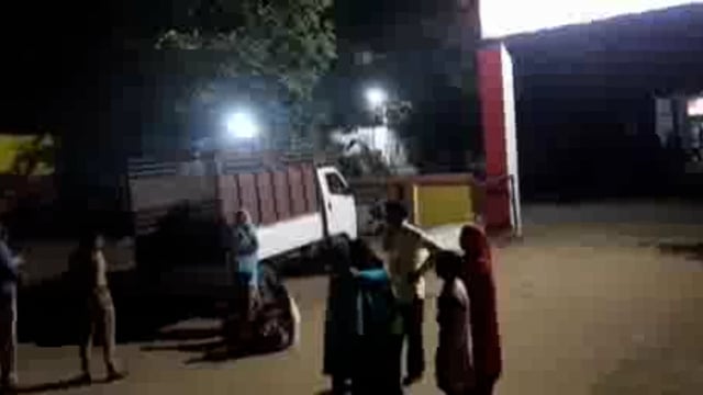 लहरपुर में संदिग्ध परिस्थितियों में विवाहिता की हुई हुई मौत परिजनों ने हत्या का लगाया आरोप