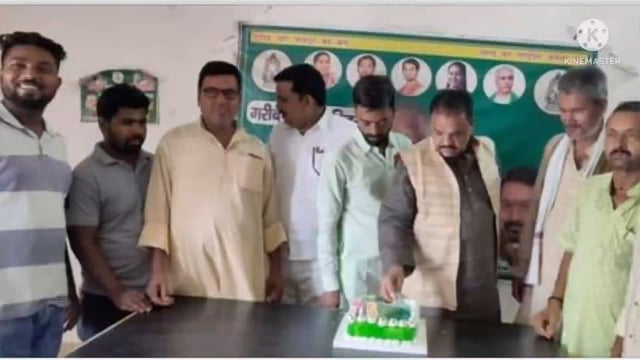 राजद कार्यालय बेलहर में मनाया गया 75 वीं लालू प्रसाद यादव का जन्मदिन 