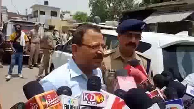 जिलाधिकारी रवीन्द्र कुमार द्वारा अफवाहों से बचने व शांति व्यवस्था बनाए रखने की अपील की हैं ।#ABVP 