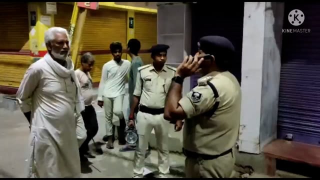 जहानाबाद के निचली रोड स्थित बड़ी मस्जिद के समीप आपसी झगड़े में हुई गोली बारी, मची अफरा तफरी,मौके पर पहुँची पुलिस।