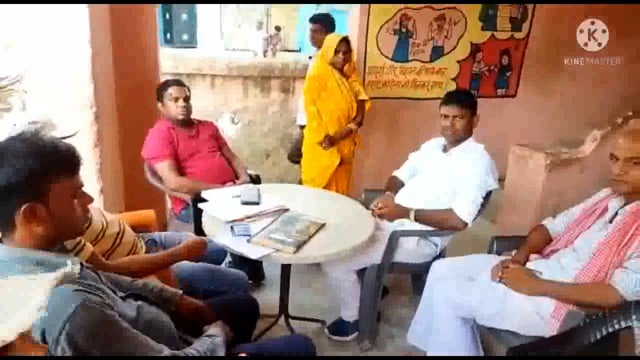 तेलियापहाड़ पंचायत के रघुचक  गांव में आशा चयन हेतु आयोजित ग्राम सभा में पूजा कुमारी का हुआ चयन