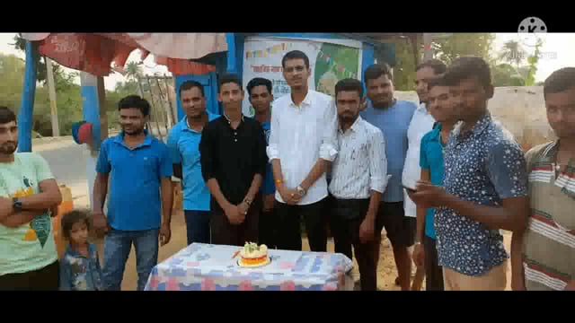 लालू प्रसाद यादव का 75 वां जन्मदिन प्रखंड राजद कार्यकर्ताओं ने धनकुड़िया खेल मैदान पर मनाया