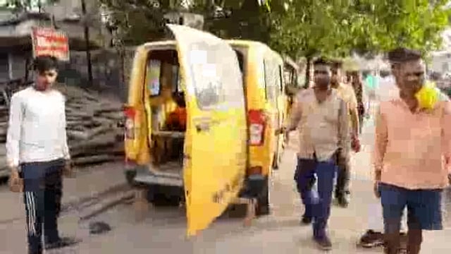 बाघा बिशुनपुर स्टेशन पर मोबाइल छीनने के दौरान हिंसक झड़प में एक की पीटकर हत्या