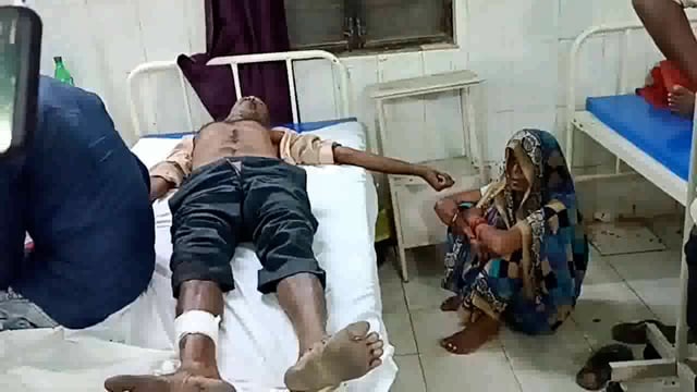 सीतापुर के जयरामपुर में साइकिल व बाइक की आमने सामने हुई टक्कर में दो लोग घायल CHC में भर्ती इलाज जारी।