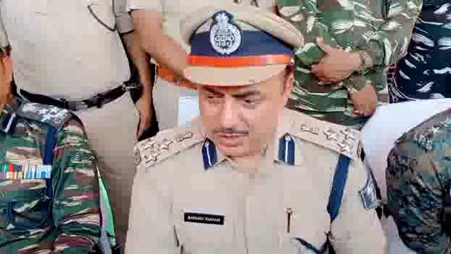 आत्मसमर्पण नक्सलियों के द्वारा किया गया जमुई पुलिस मल्लेपुर कैंप में और डीआईजी साहब ने क्या कहा जमुई से पंकज कुमार 