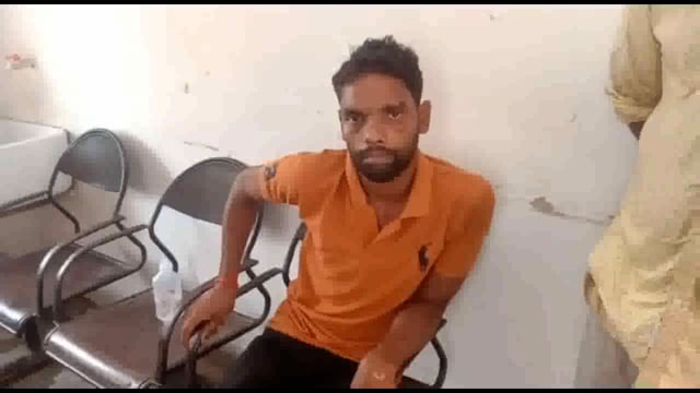 रुकुनपुर मोड़ के पास दो बाइकों की भिड़ंत में 4 लोग हुए घायल,कड़ा धाम पुलिस ने अपनी सरकारी जीप से पहुंचाया अस्पताल