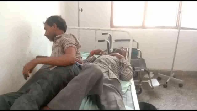 रुकुनपुर मोड़ के पास दो बाइकों की भिड़ंत में 4 लोग हुए घायल,कड़ा धाम पुलिस ने अपनी सरकारी जीप से पहुंचाया अस्पताल