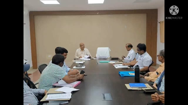 महत्वपूर्ण विभागीय पत्रों के अनुपालन संबंधी बैठक समाहरणालय के मिनी सभागार बांका में आयोजित