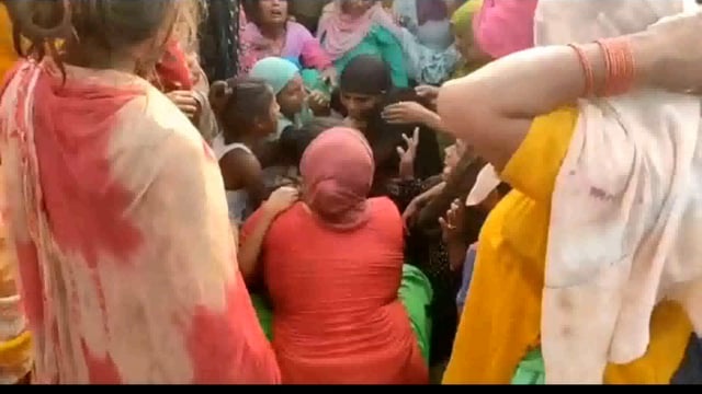 बहराइच देर रात दबंगों ने सो रहे दंपती की की हत्या क्षेत्र में फैली सनसनी पुलिस जांच में जुटी
#bahraichpolice