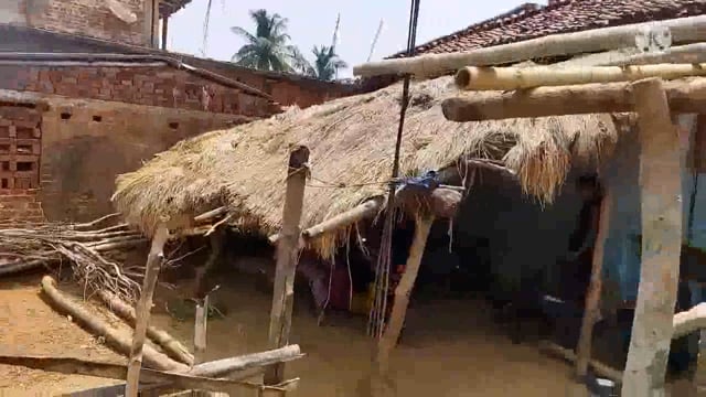 बारात जा रहे राता गांव के दो युवक की सड़क दुर्घटना में तारापुर के पास हुई मौत एक गंभीर रूप से जख्मी