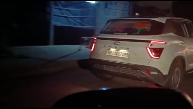 कोखराज थाने से सैनी थाने तक हूटर बजाते हुए UP71AQ7999 क्रेटा कार का वीडियो सोशल मीडिया पर तेजी से हो रहा वायरल