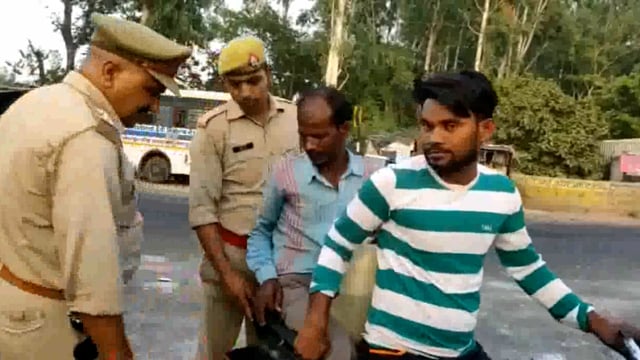 सरैया चौकी इंचार्ज के द्वारा चलाया गया  चेकिंग अभियान , और दी गई हिदायत 