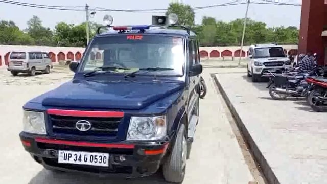 महोली पुलिस ने टॉप टेन अपराधी को दबोचा नाजायज असलहा एवं कारतूस बरामद...