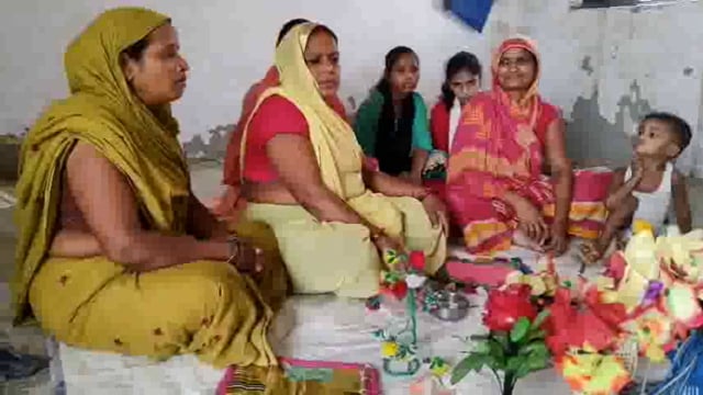 जमुनहा:आंगनबाड़ी केंद्र इमलिया करनपुर में अन्नप्राशन दिवस में बच्चों के आहार को लेकर दी गई जानकारी