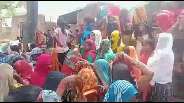 स्नान के दौरान गंगा में डूबा युवक,5 घंटों की कड़ी मशक्कत के बाद गोताखोरों ने निकाला शव,परिजनों में मचा कोहराम