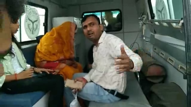 दो बाइकों में आमने-सामने हुई भिड़ंत,एक ही परिवार के 4 लोग हुए जख्मी,जिला अस्पताल में भर्ती