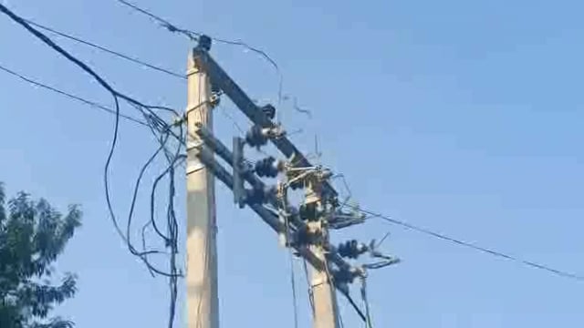 जमुनहा:उर्लेहवा पावर हाउस से भीषण गर्मी में की जा रही अघोषित बिजली कटौती लोग बेहाल