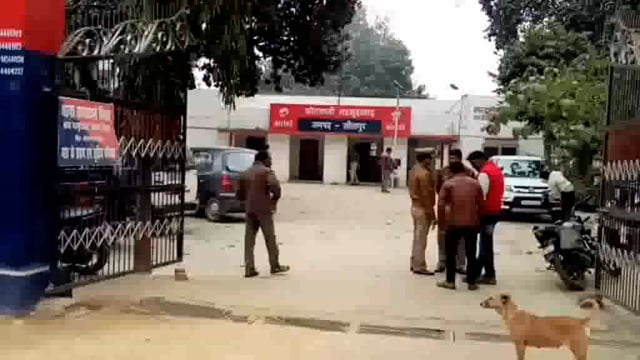 महमूदाबाद में जुमे की नमाज को लेकर पुलिस प्रशासन हुआ सख्त ,ड्रोन से हो रही निगरानी 