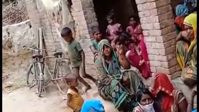 मरधरा गांव के पास रेलवे ट्रैक पर बिना सिर की लाश मिलने से इलाके में मचा हड़कंप,परिजनों ने जताई हत्या की आशंका
