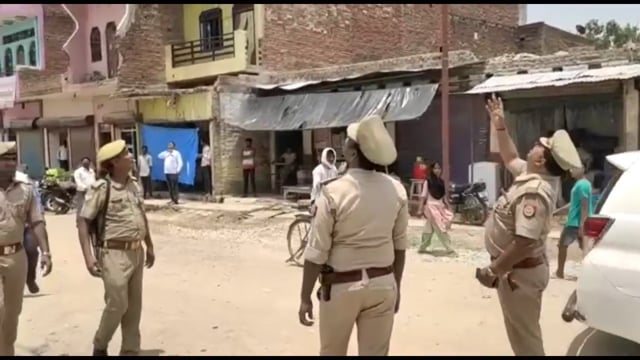 भरवारी सहित अन्य क्षेत्रो की मस्जिदों में एसपी हेमराज मीणा के निर्देशन पर तीसरी आंख की टीम कर रही है जिले में निगरानी