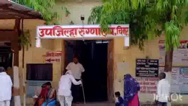 वृक्षारोपण करीत दिला सामाजिक संदेश