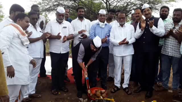 शिवाजी चौक ते उदयगिरी महाविद्यालय पर्यंतच्या सिमेंट रस्त्याचे राज्यमंत्री संजय बनसोडे यांच्या हस्ते उद्घाटन