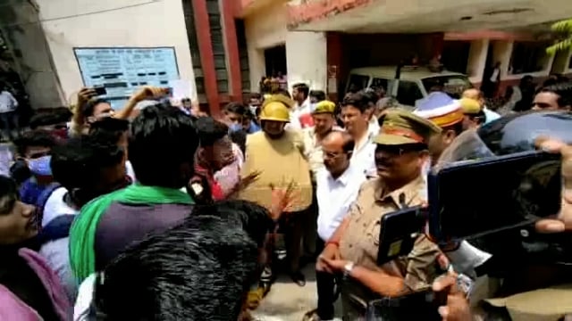 हैदरगढ़ में अग्निपथ योजना के तहत युवाओं का जारी रहा विरोध प्रदर्शन