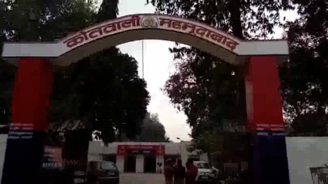 जुमे की नमाज पर महमूदाबाद में पुलिस प्रशासन अलर्ट , शांति पूर्ण से सम्पन्न हुई नमाज 