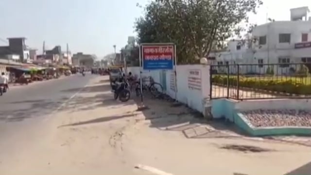 खुलेआम घूम रहा  है,पास्को एक्ट का आरोपी