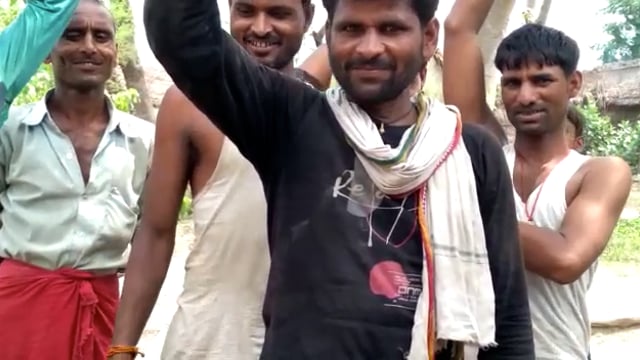 जनपदबहराइच के विकासखंड शिवपुर के अंतर्गत ग्राम पंचायतडल्लापुरवा कराया गयापुलियानिर्माणघटिया मटेरियल लगाकर निकालागया पैसा