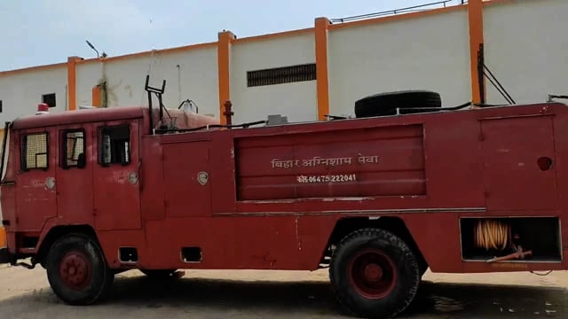 बिहार के विपक्षी पार्टियों का शनिवार को बिहार बंद का असर सिमरी बख्तियारपुर रेलवे स्टेशन पर दिखा ट्रेन का परिचालन बंद 