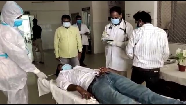 रानीगंज ट्रॉमा सेंटर में कोविड कंट्रोल के लिए किया गया मॉक ड्रिल का आयोजन