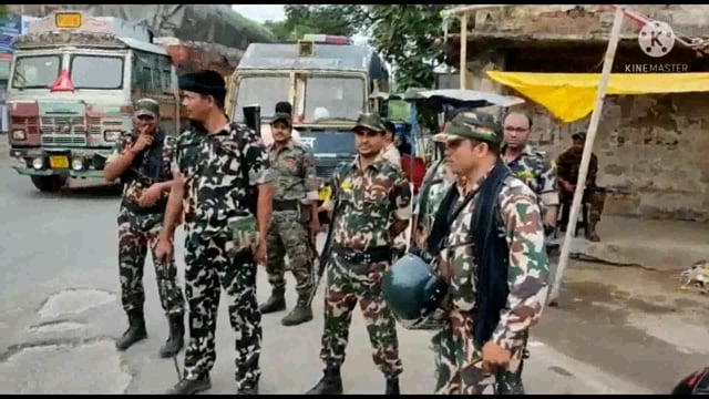 जहानाबाद में बंद को देखते हुए शहर के अम्बेडकर चौक सहित विभिन्न चौक चौराहों पर पुलिस बल और दंडाधिकारी को किया गया तैनात।