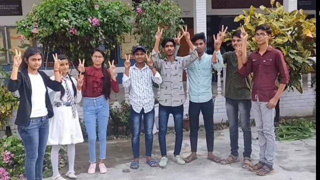 एन डी गर्ल्स/ब्वायज इंटर कॉलेज के छात्र छात्राओं ने यूपी बोर्ड परीक्षा परिणाम में लहराया परचम