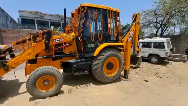 श्रावस्ती:बुलडोजर से साजन चले ससुराल