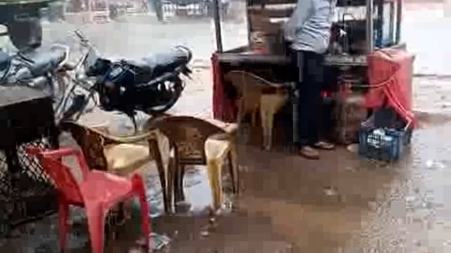 #तालबेहट मे जोरदार वर्षा, गर्मी से लोगो को मिली राहत 