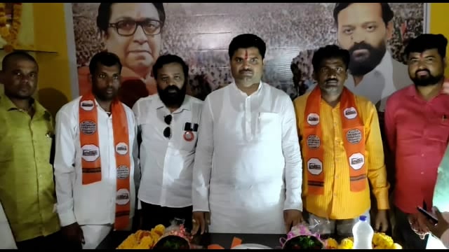 जिजाऊ प्रतिष्ठाणचे तालुकाअध्यक्ष बापू जाधव यांचा मनसेत प्रवेश