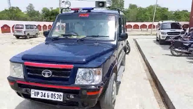 अढ़हौरी के पूर्व प्रधान राजीव मिश्रा हत्याकांड के एक और नामजद अभियुक्त को महोली पुलिस ने किया गिरफ्तार...
